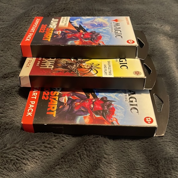 NEW- Magic the gathering jumpstart packs - 120 cards total - 2022 and phyrexia - Picture 10 of 11